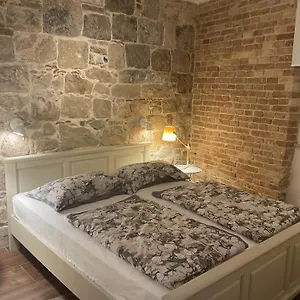 Casa 4 Star Split