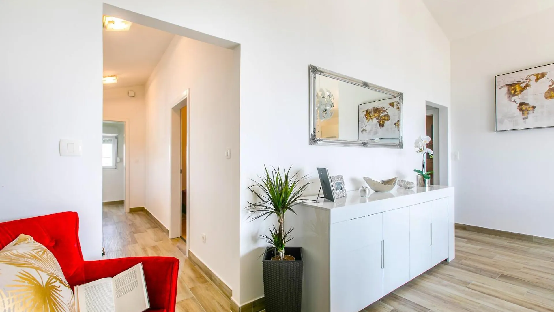 Sea Sparkle Luxury Apartment Split