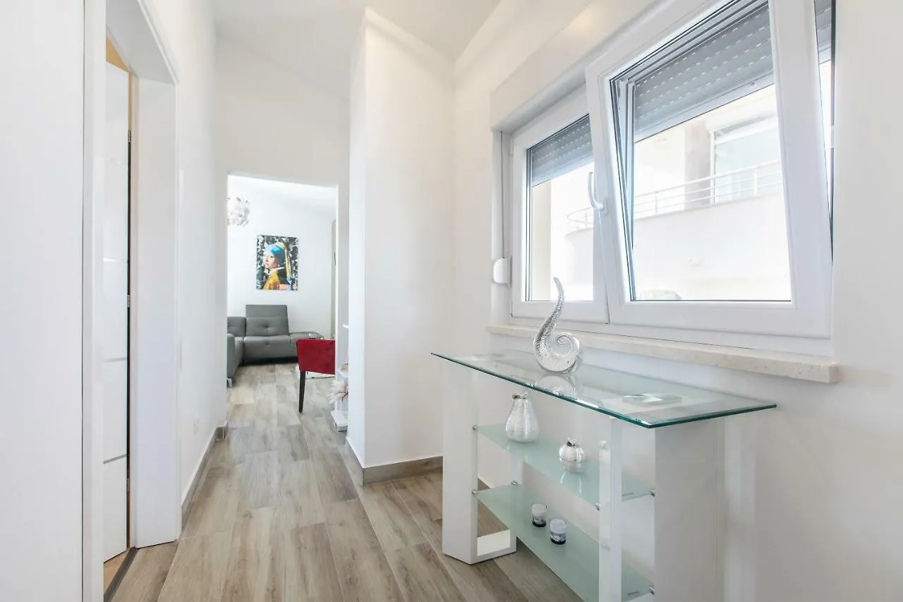 Sea Sparkle Luxury Apartment Split Croatia